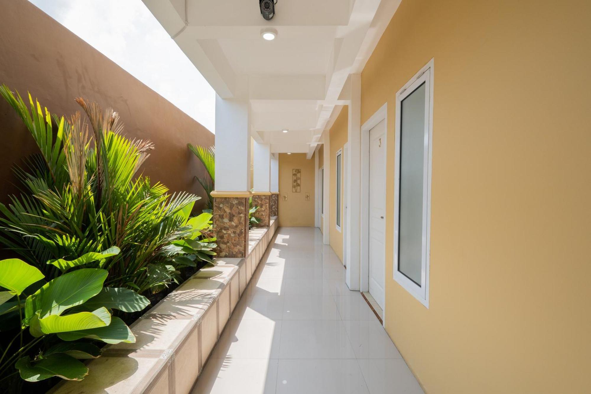 Kedungwaru Reddoorz Syariah Near Rsud Dr Iskak Tulungagung酒店 外观 照片