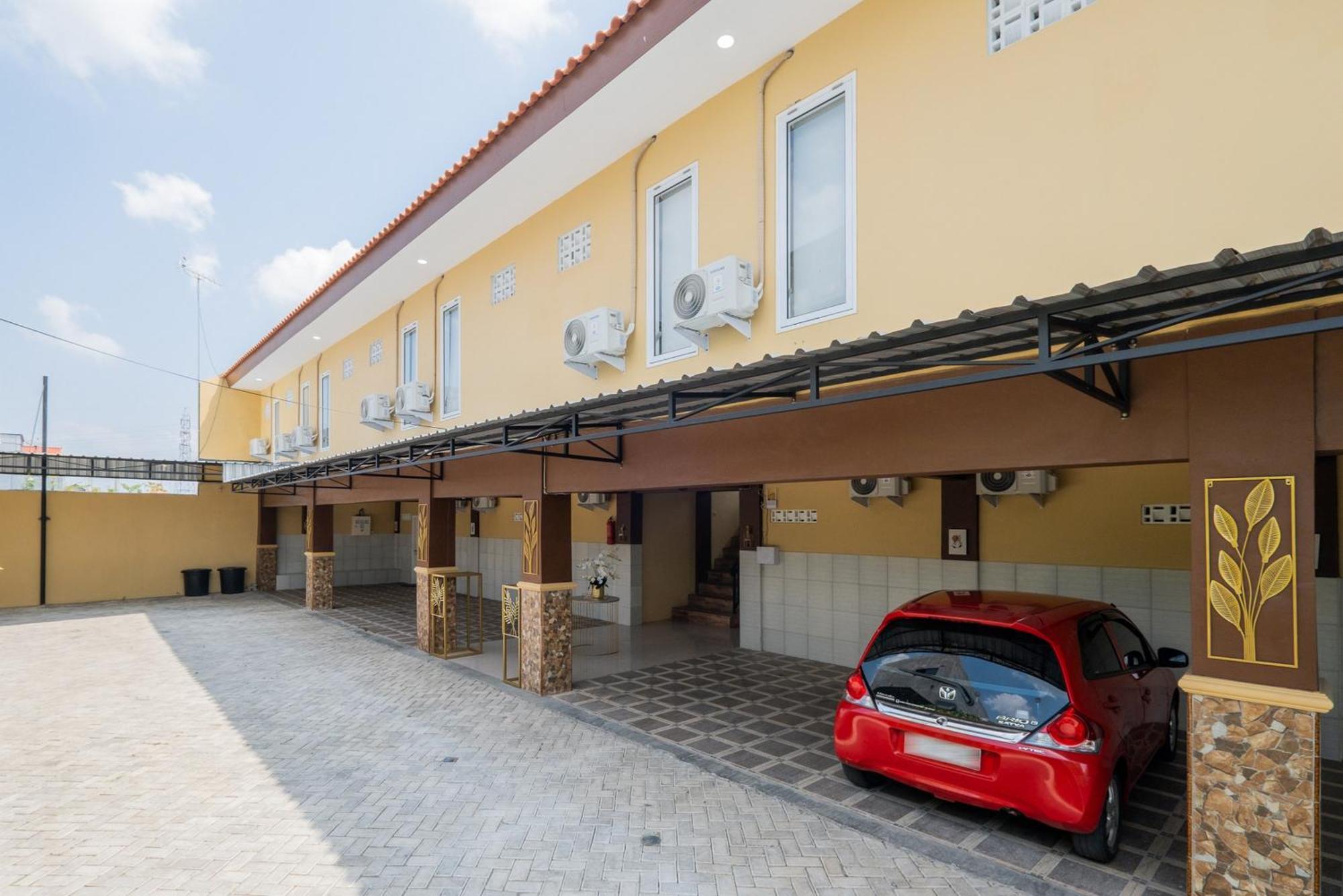 Kedungwaru Reddoorz Syariah Near Rsud Dr Iskak Tulungagung酒店 外观 照片