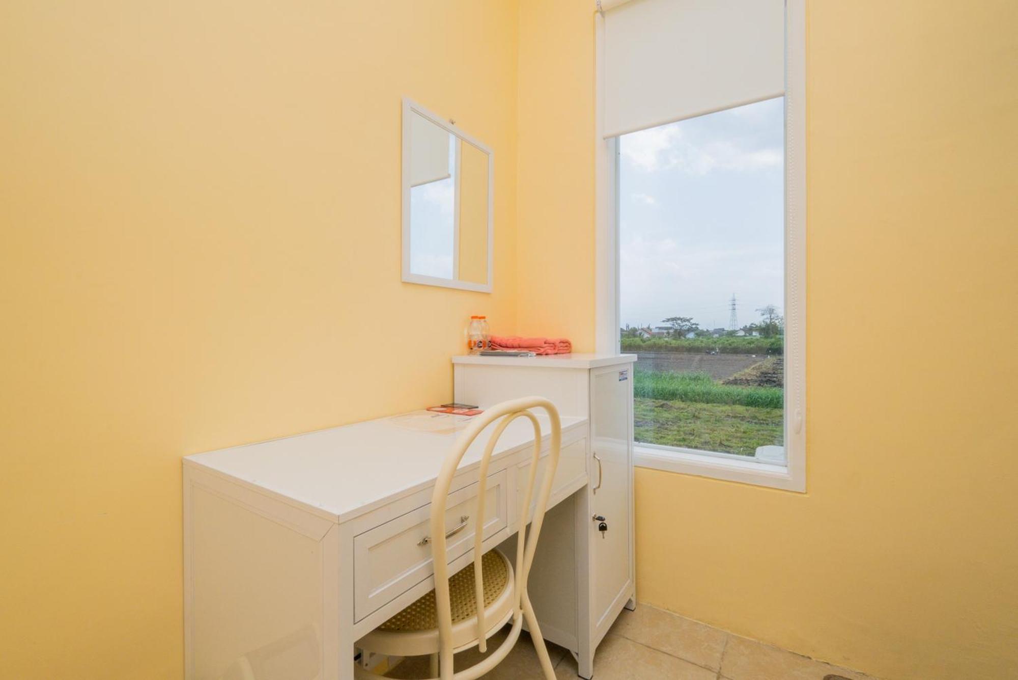 Kedungwaru Reddoorz Syariah Near Rsud Dr Iskak Tulungagung酒店 外观 照片